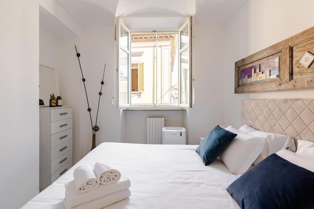 Casa Regina 3, Nel Centro Di Alba! Apartman Kültér fotó